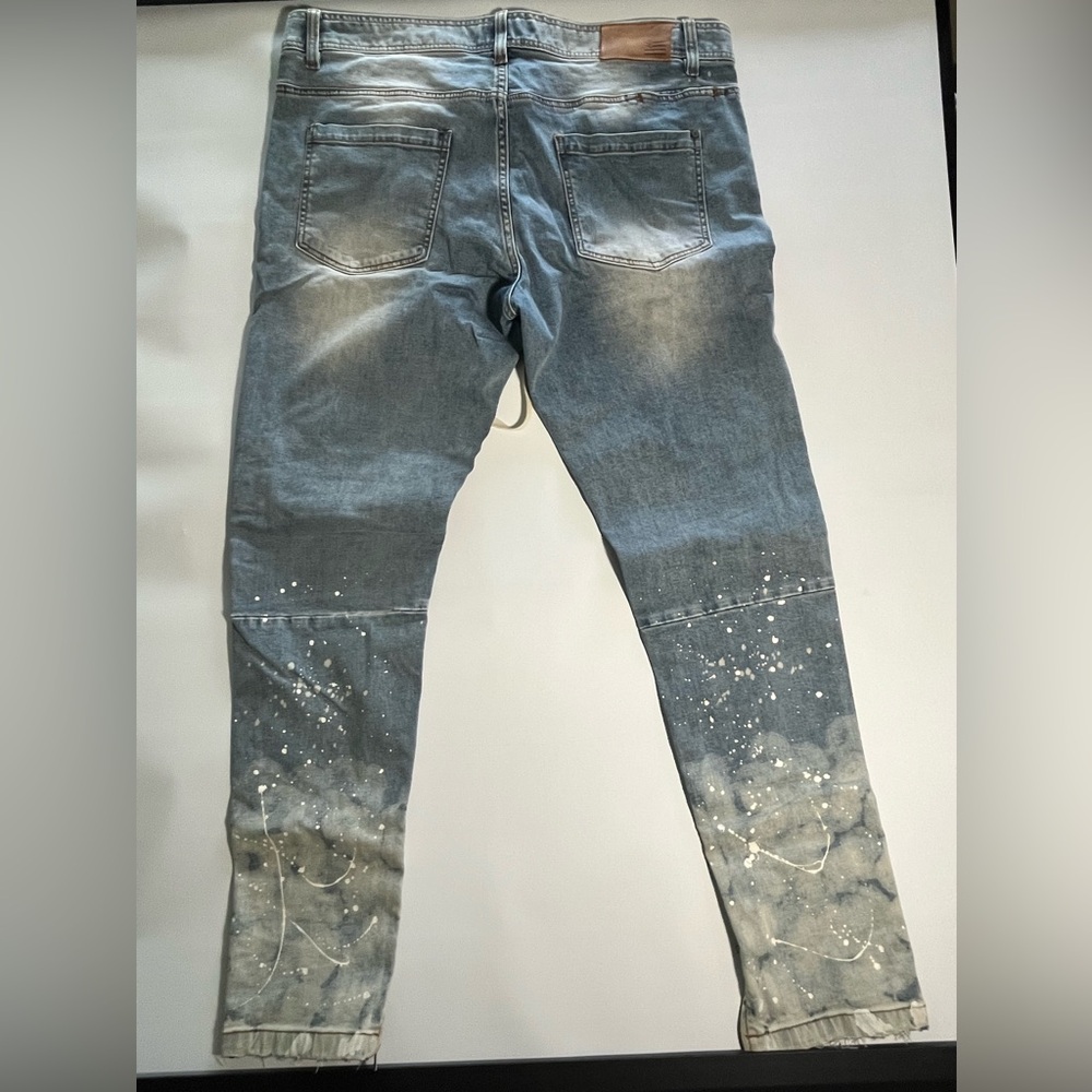 Men's Paint-Splatter Skinny Jeans in Blue 080 - Picture 4 of 8